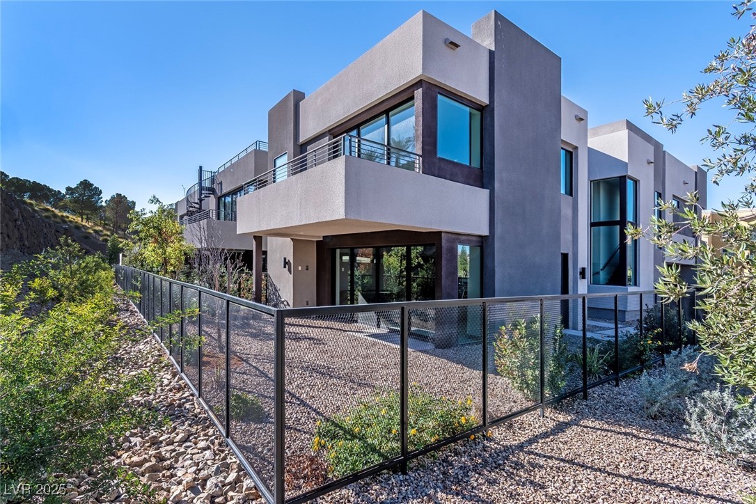 17 Promenade Isle Lane