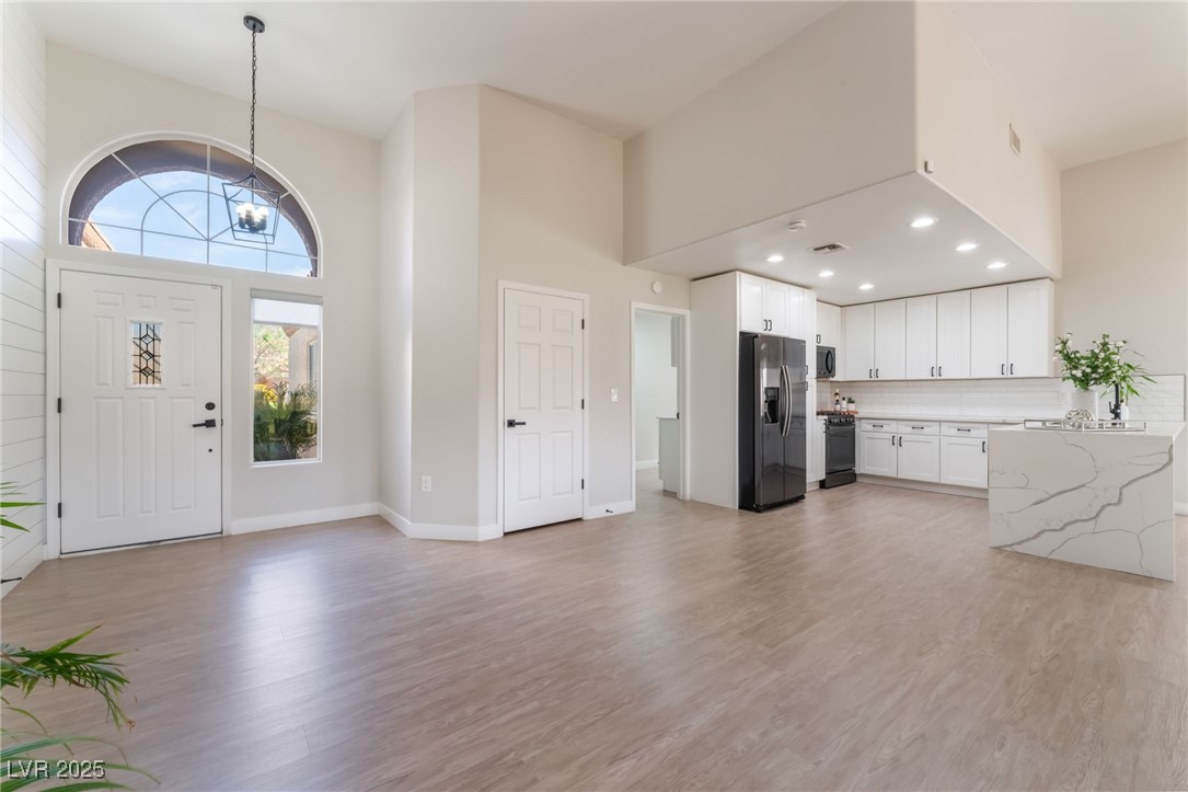 2725 Showcase Drive, Las Vegas, Nevada image 4
