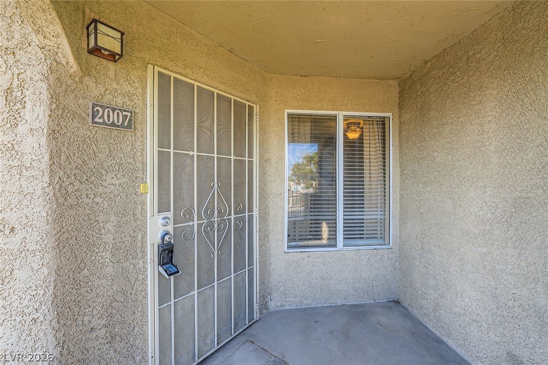 4400 S Jones Boulevard 2007