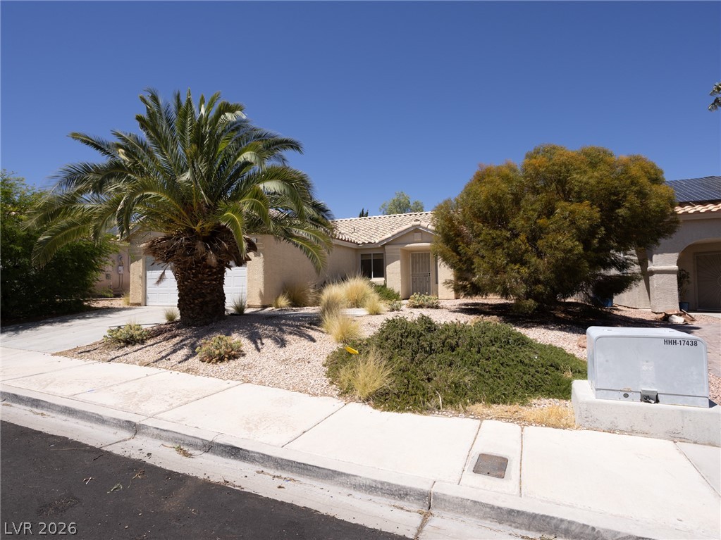 7736 White Grass Avenue