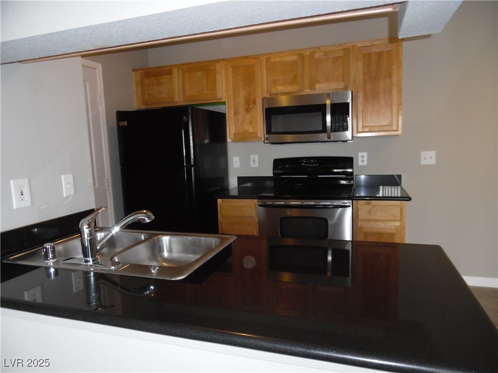 Properties 4 2900 Sunridge Heights Parkway 424