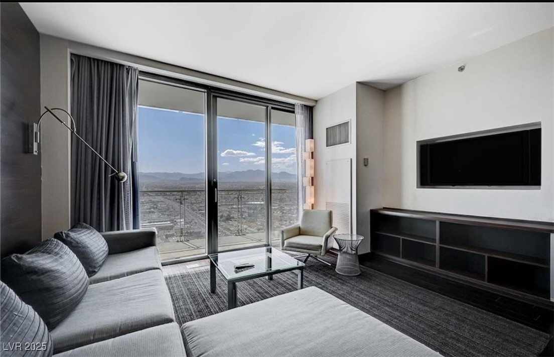 4381 W Flamingo Road 3007