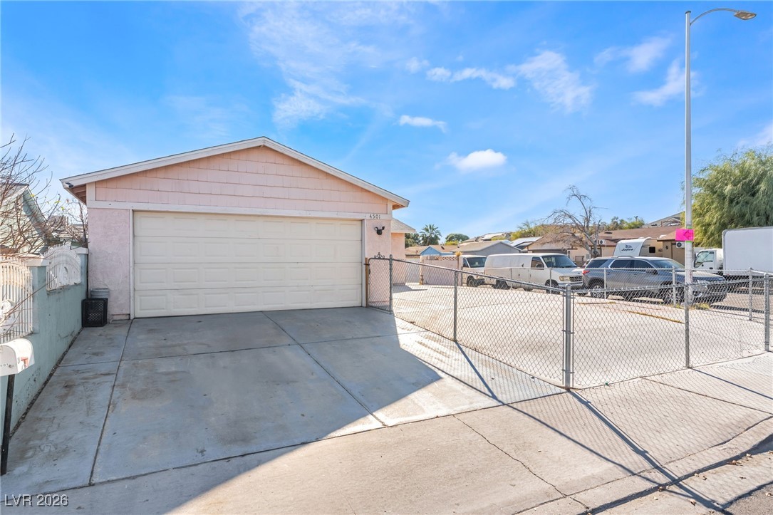 4501 Queen Angel Court