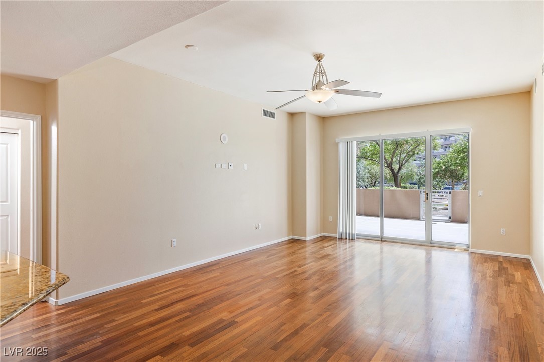 8255 LAS VEGAS Boulevard 117