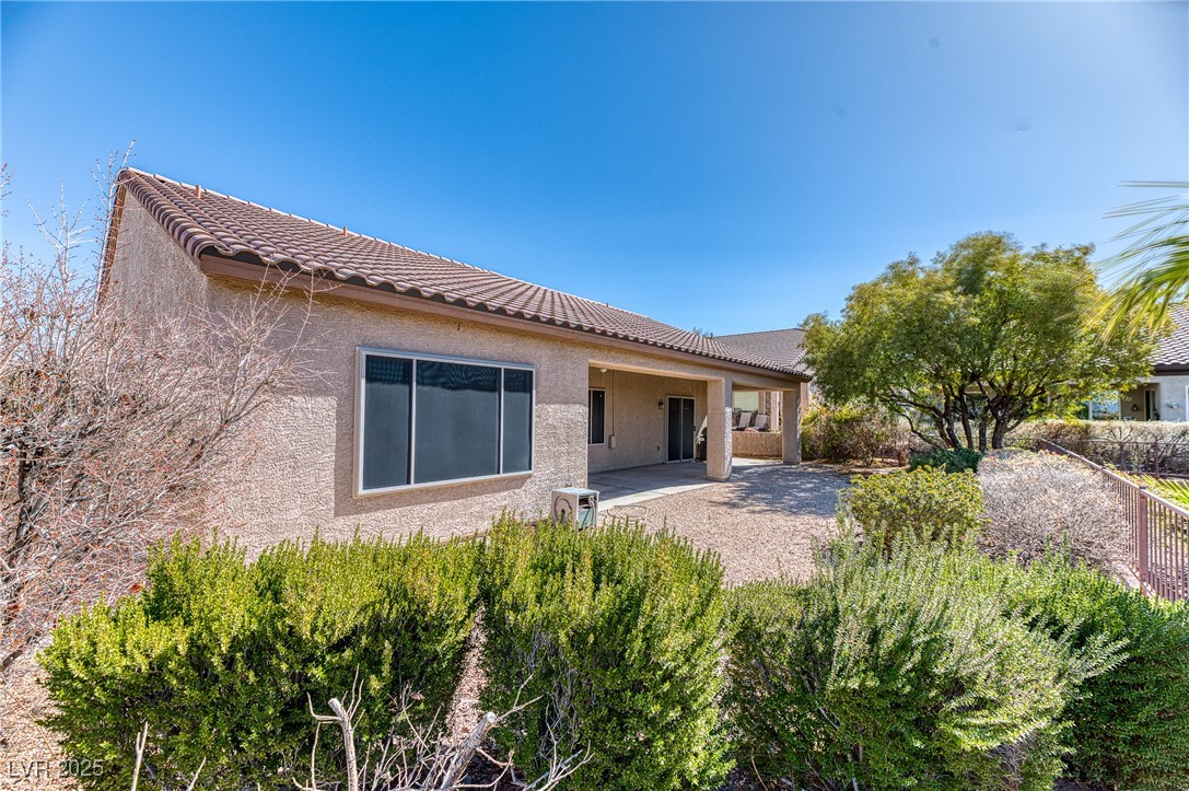 Henderson, Nevada 89052, United States, 2 Bedrooms Bedrooms, ,2 BathroomsBathrooms,Residential,Active,130053