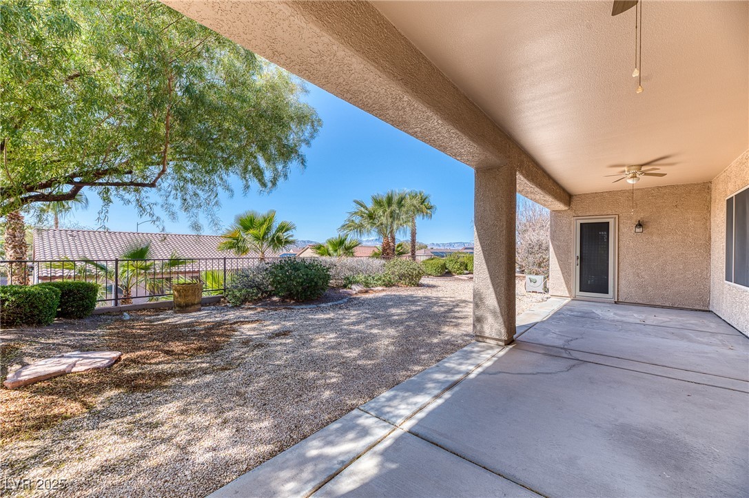 Henderson, Nevada 89052, United States, 2 Bedrooms Bedrooms, ,2 BathroomsBathrooms,Residential,Active,130053