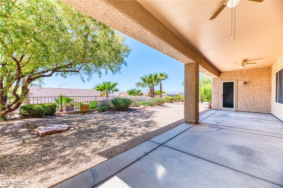 Henderson, Nevada 89052, United States, 2 Bedrooms Bedrooms, ,2 BathroomsBathrooms,Residential,Active,130053