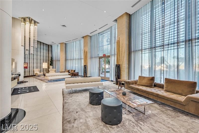 8255 Las Vegas Boulevard 702