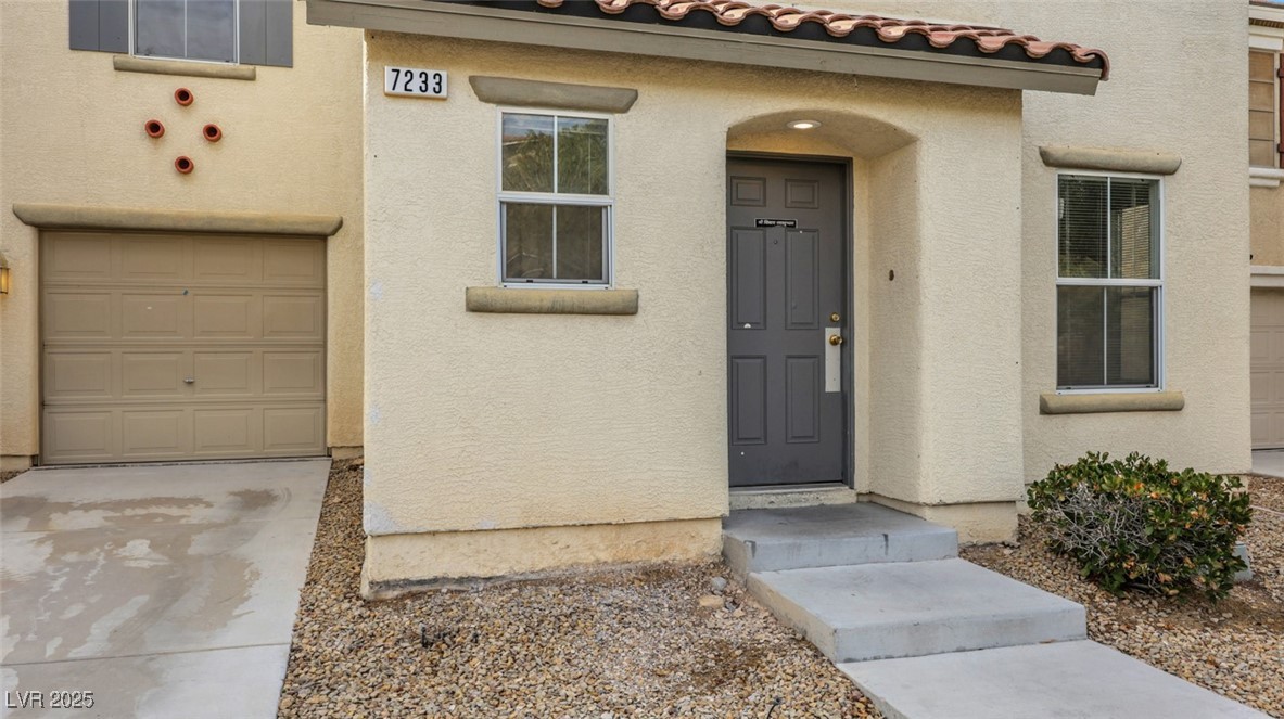 7233 Old Glory Street