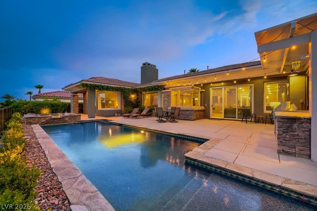 11686 Glowing Sunset Lane