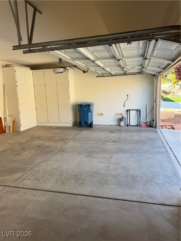 9927 Ridge Manor Avenue