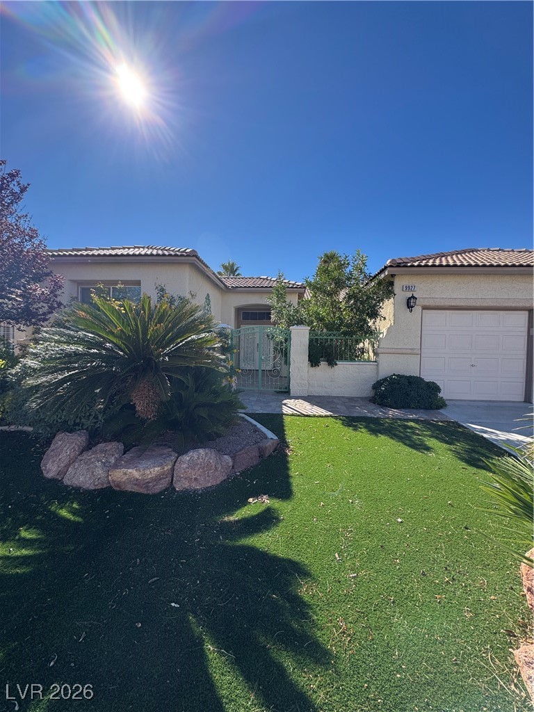 9927 Ridge Manor Avenue