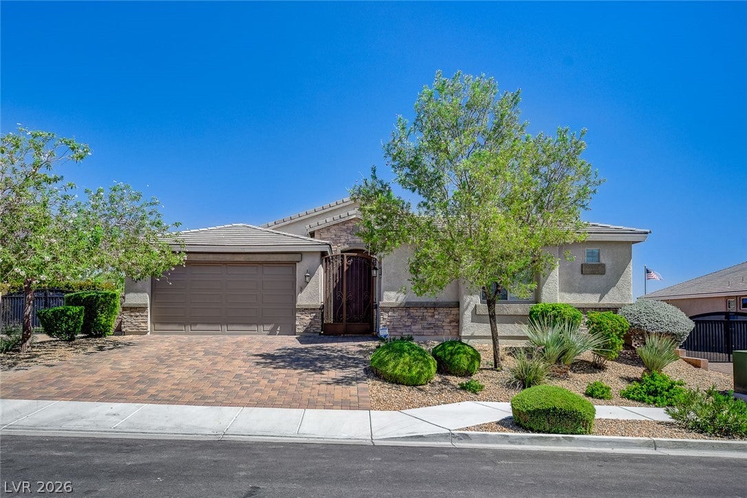 6972 Hopi Summit Court