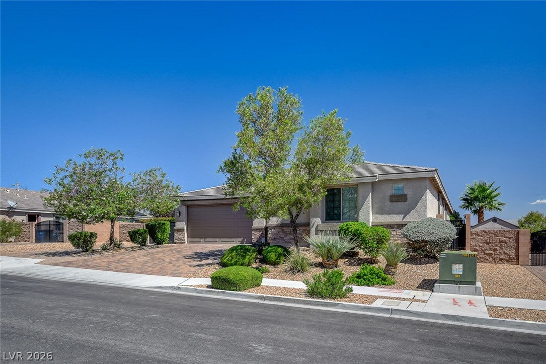 6972 Hopi Summit Court