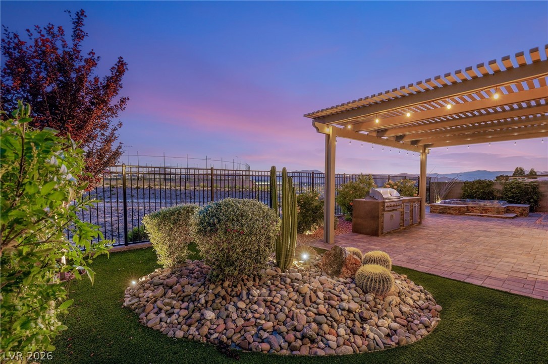 2711 Canvas Sky Street