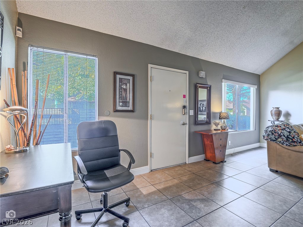 4504 Del Oro Drive