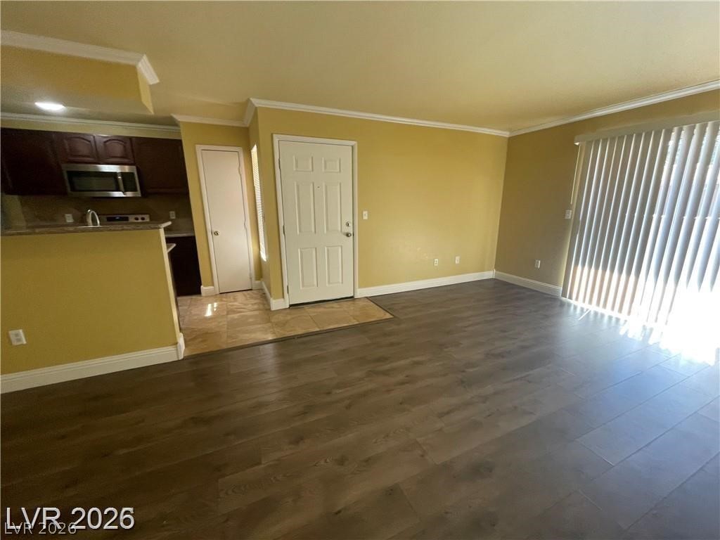 1150 N Buffalo Drive 1041
