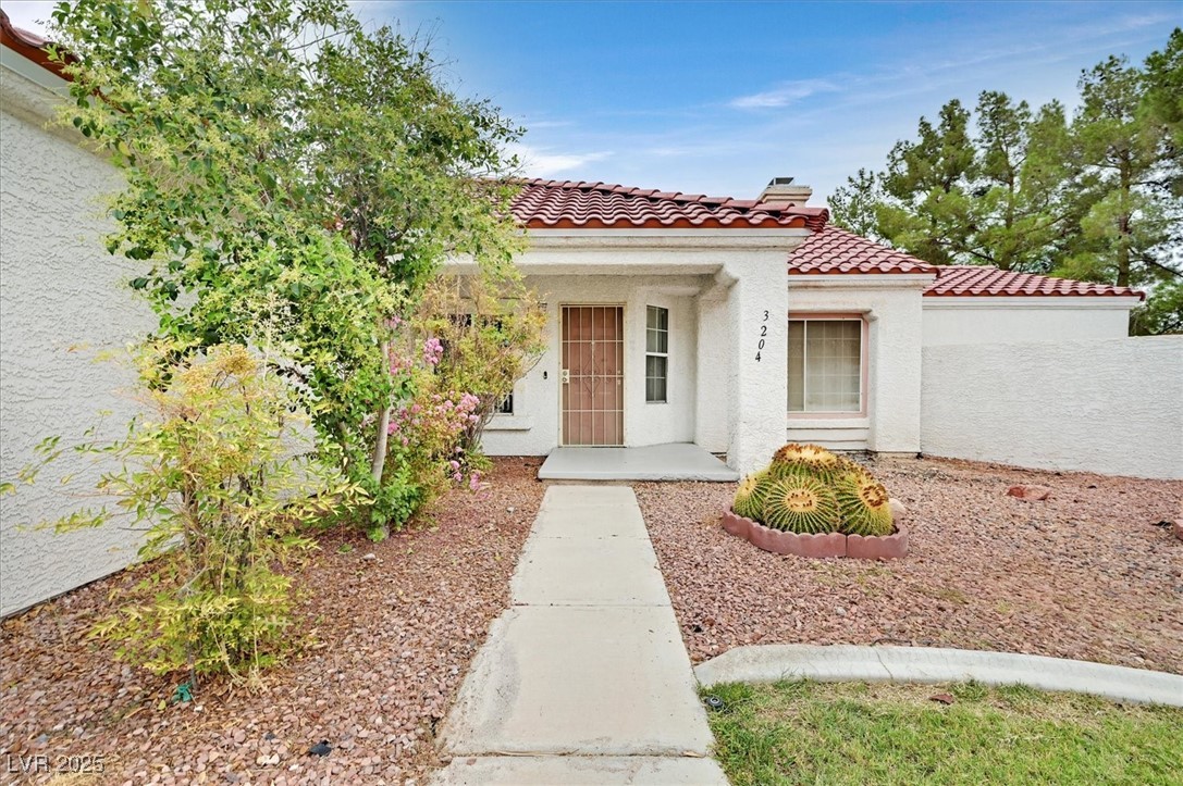 Las Vegas, Nevada 89117, United States, 3 Bedrooms Bedrooms, ,2 BathroomsBathrooms,Residential,Active,201358