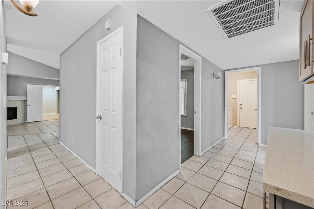 Las Vegas, Nevada 89117, United States, 3 Bedrooms Bedrooms, ,2 BathroomsBathrooms,Residential,Active,201358