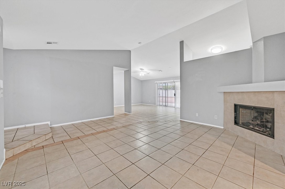 Las Vegas, Nevada 89117, United States, 3 Bedrooms Bedrooms, ,2 BathroomsBathrooms,Residential,Active,201358