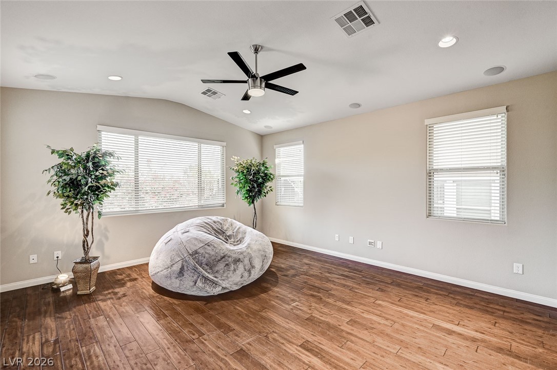 5762 Mesa Mountain Drive