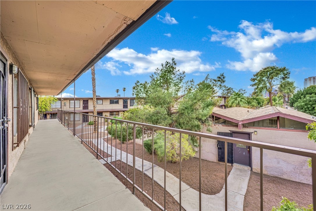 625 S Royal Crest Circle 11