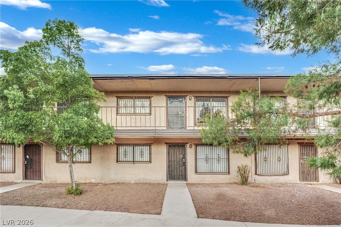 625 S Royal Crest Circle 11