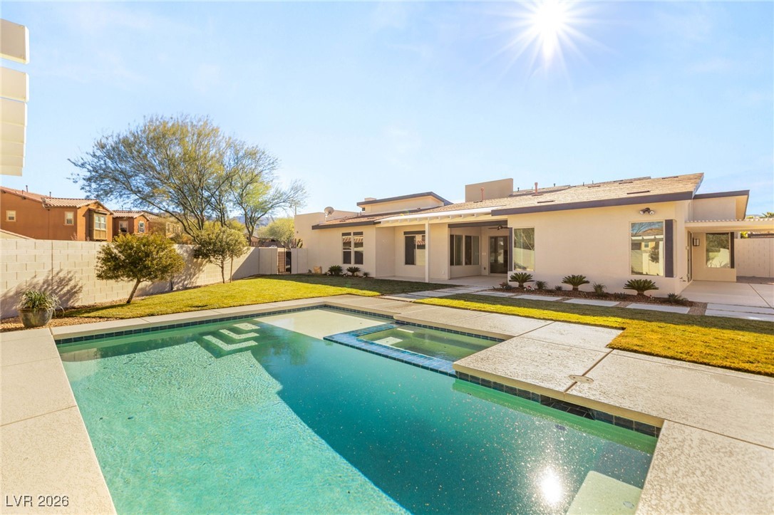 2553 Bridle Oaks Court