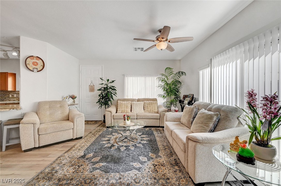 6320 Desert Leaf Street #101, North Las Vegas, Nevada image 9