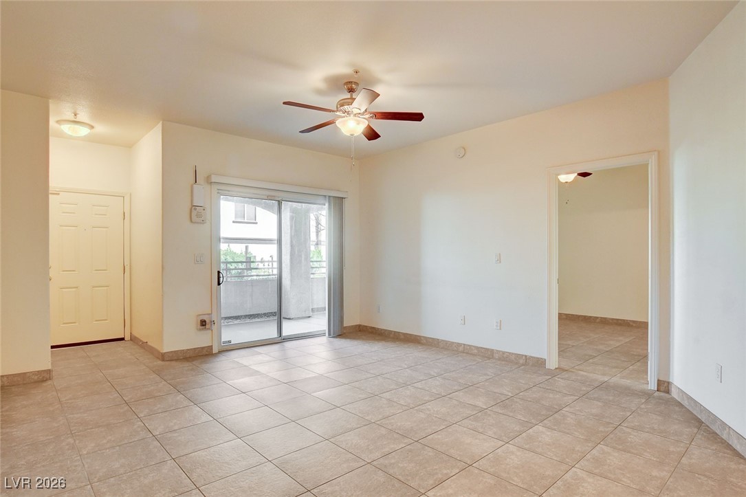 2291 W Horizon Ridge Parkway 7138