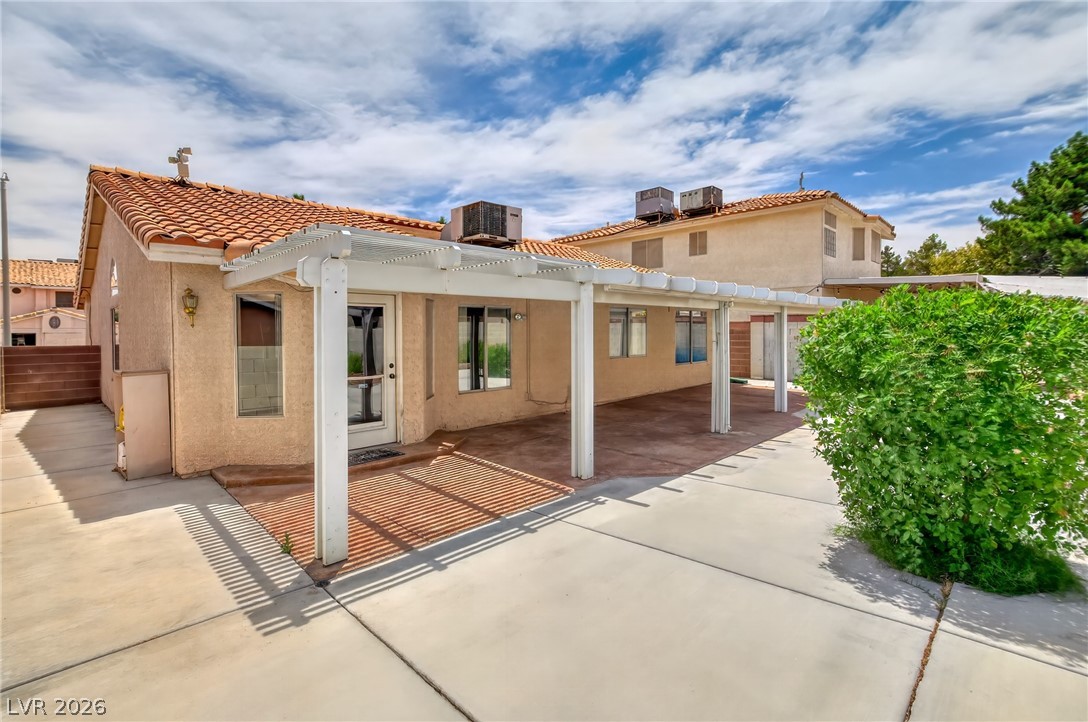933 Derringer Lane