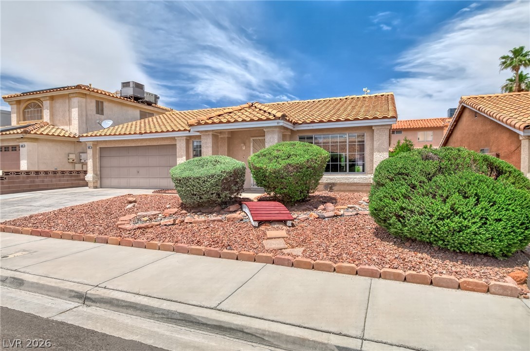 933 Derringer Lane
