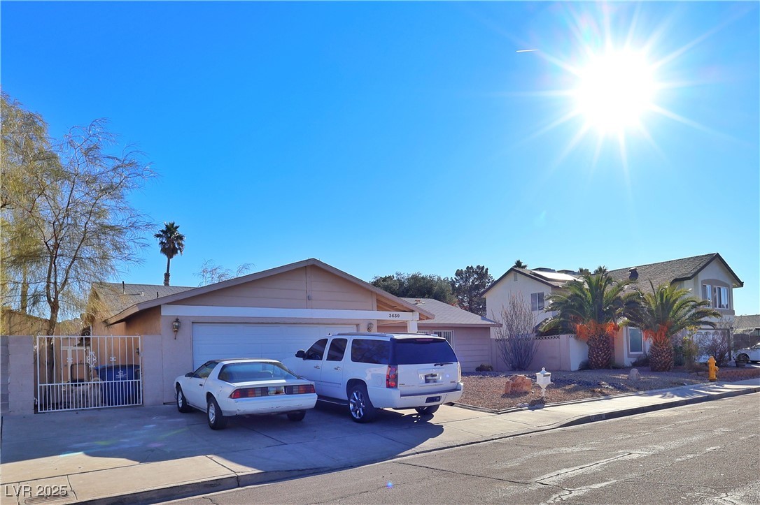 3630 Willow Springs Drive, Las Vegas, Nevada image 2