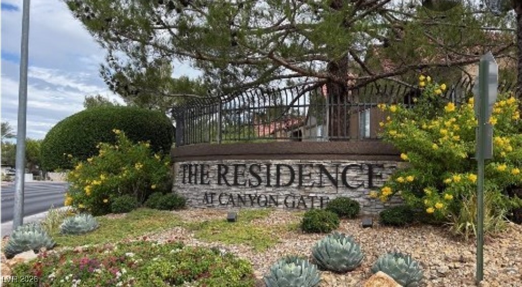 2200 S Fort Apache Road 2023