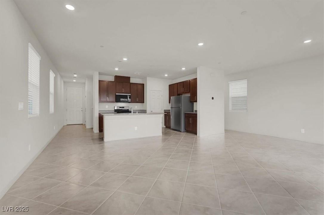 Henderson, Nevada 89044, United States, 4 Bedrooms Bedrooms, ,3 BathroomsBathrooms,Residential,Active,503