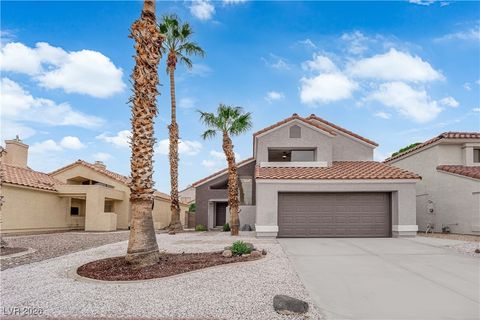Photo of 139 W Carriage Way, Henderson, NV 89074 (MLS # 2744128)