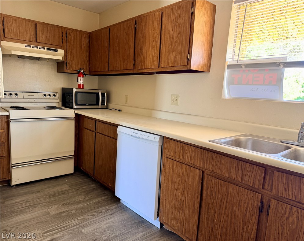 1303 Darlene Way 402B