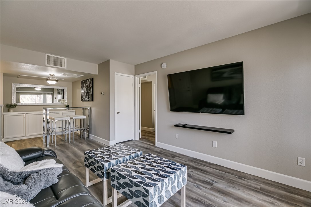 8070 Russell Road 2136