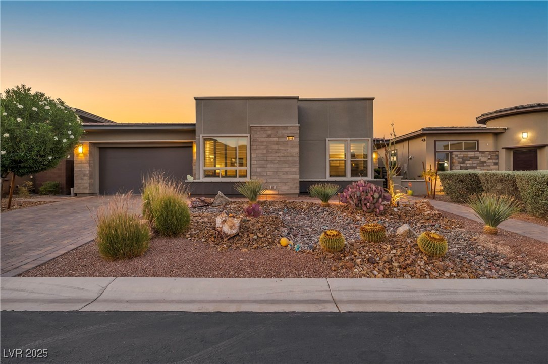 9988 REGENCY SQUARE Avenue