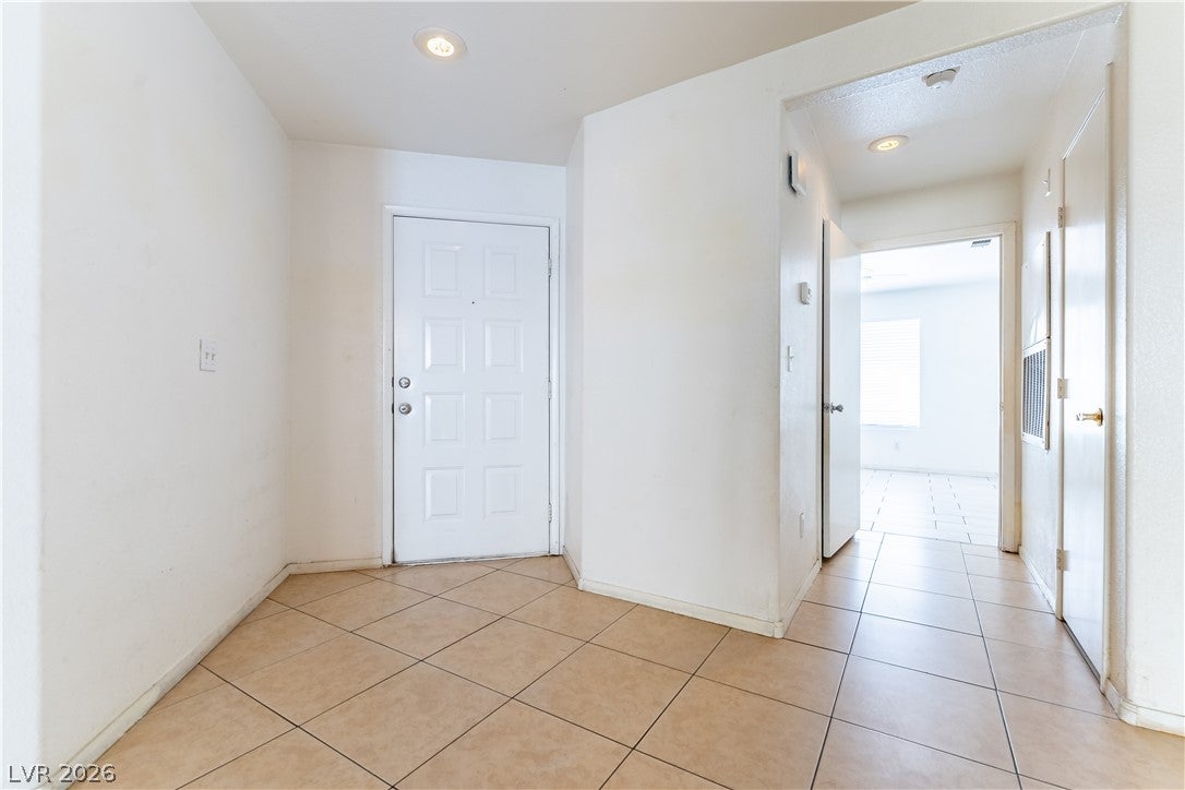 1420 JAMIELINN Lane 102