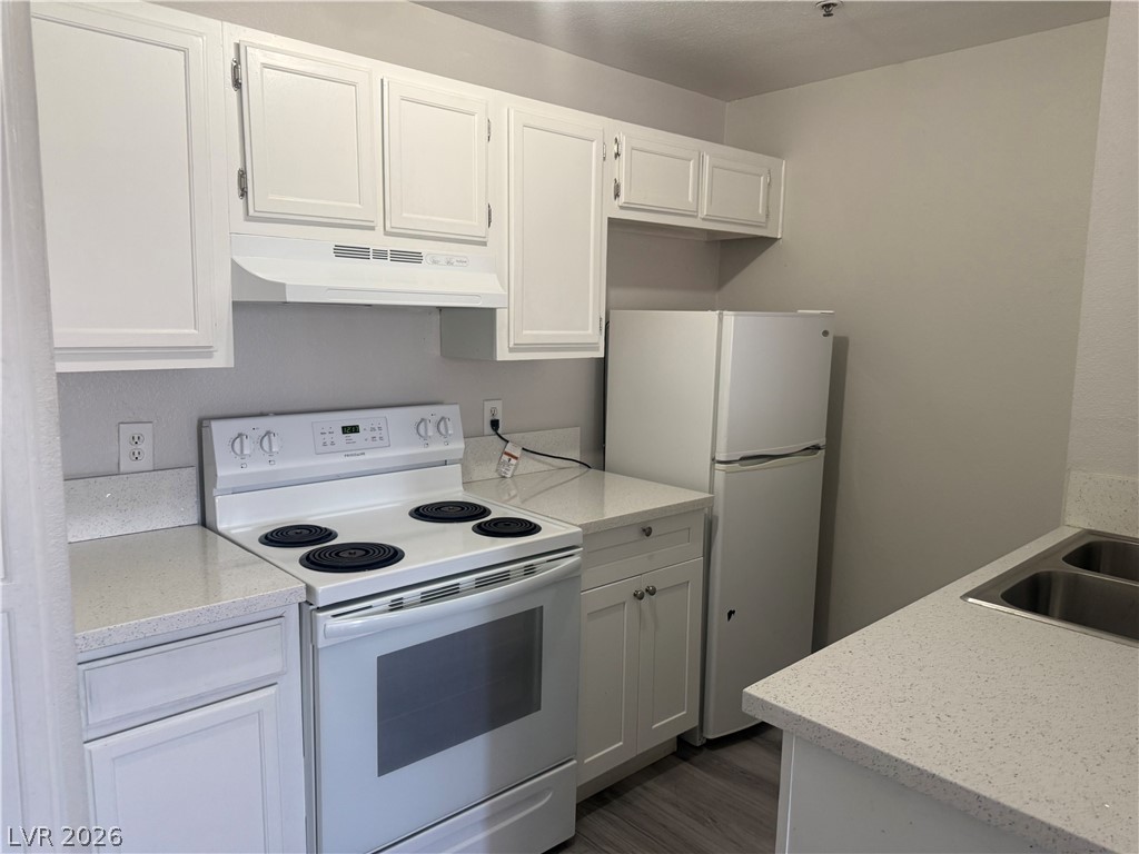 1381 E University Avenue 312