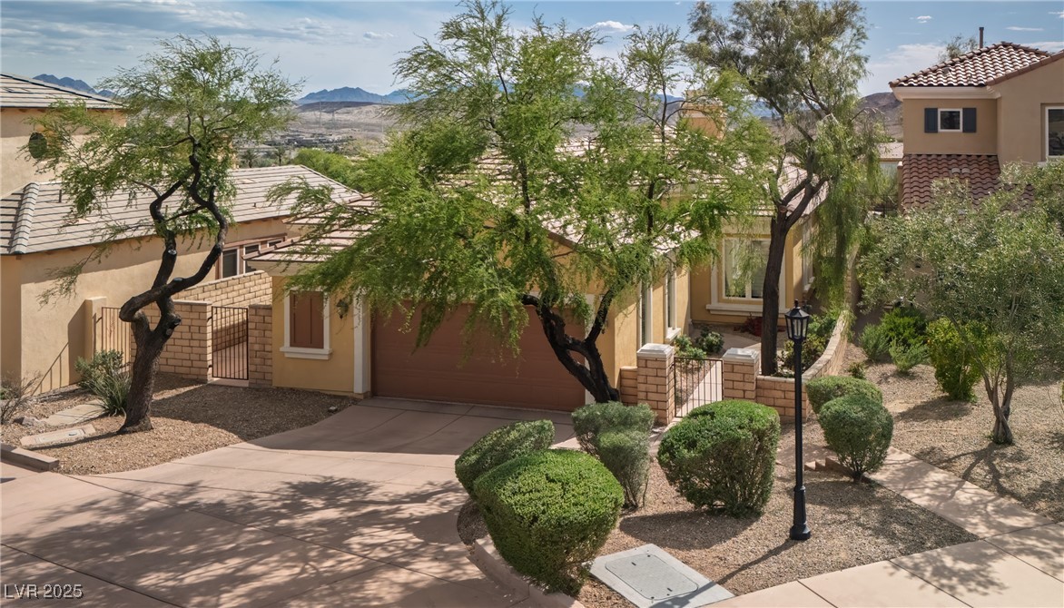 32 Cerchio Basso, Henderson, Nevada image 1