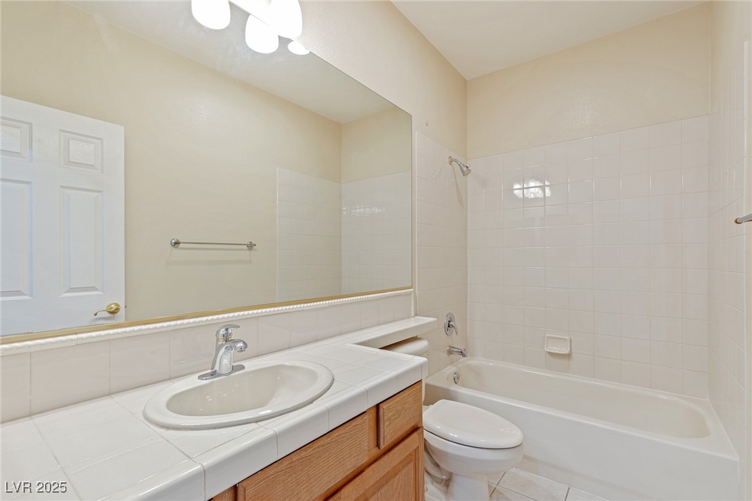 10761 Capesthorne Way, Las Vegas, Nevada image 43
