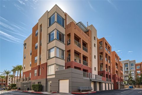 Photo of 47 E Agate Avenue #508, Las Vegas, NV 89123 (MLS # 2729340)
