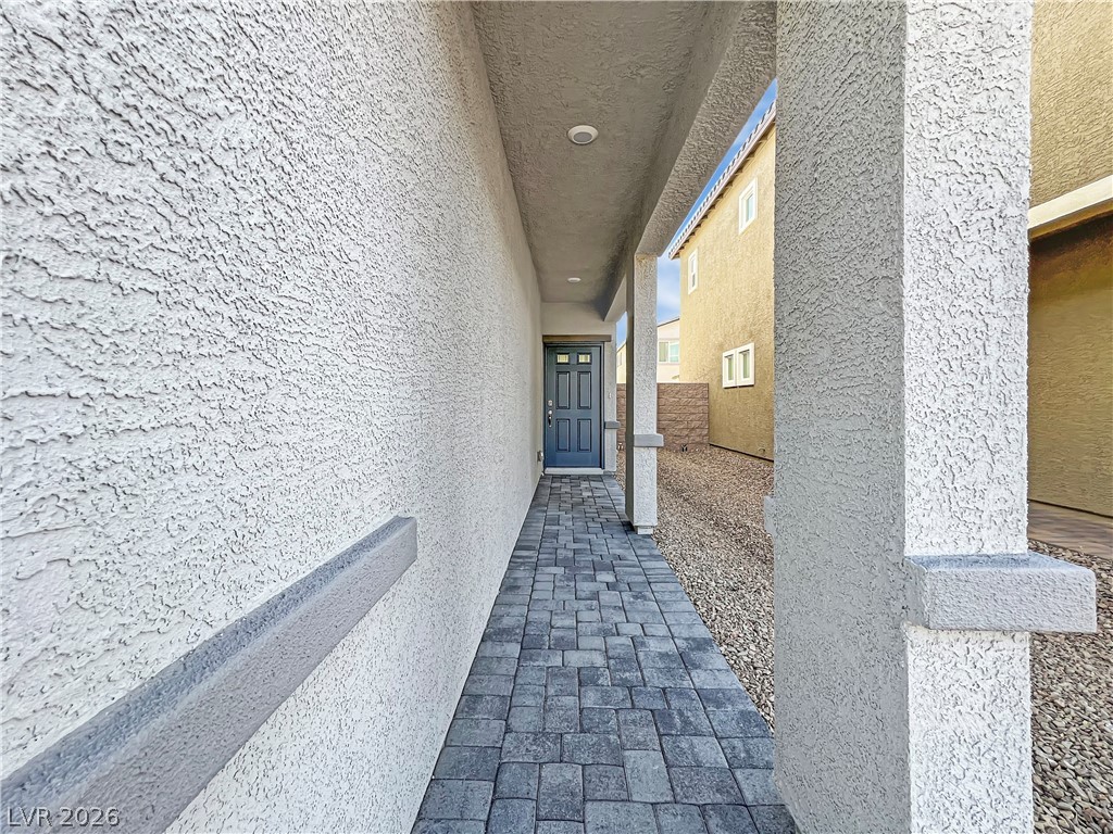 9984 Indigo Cliffs Street