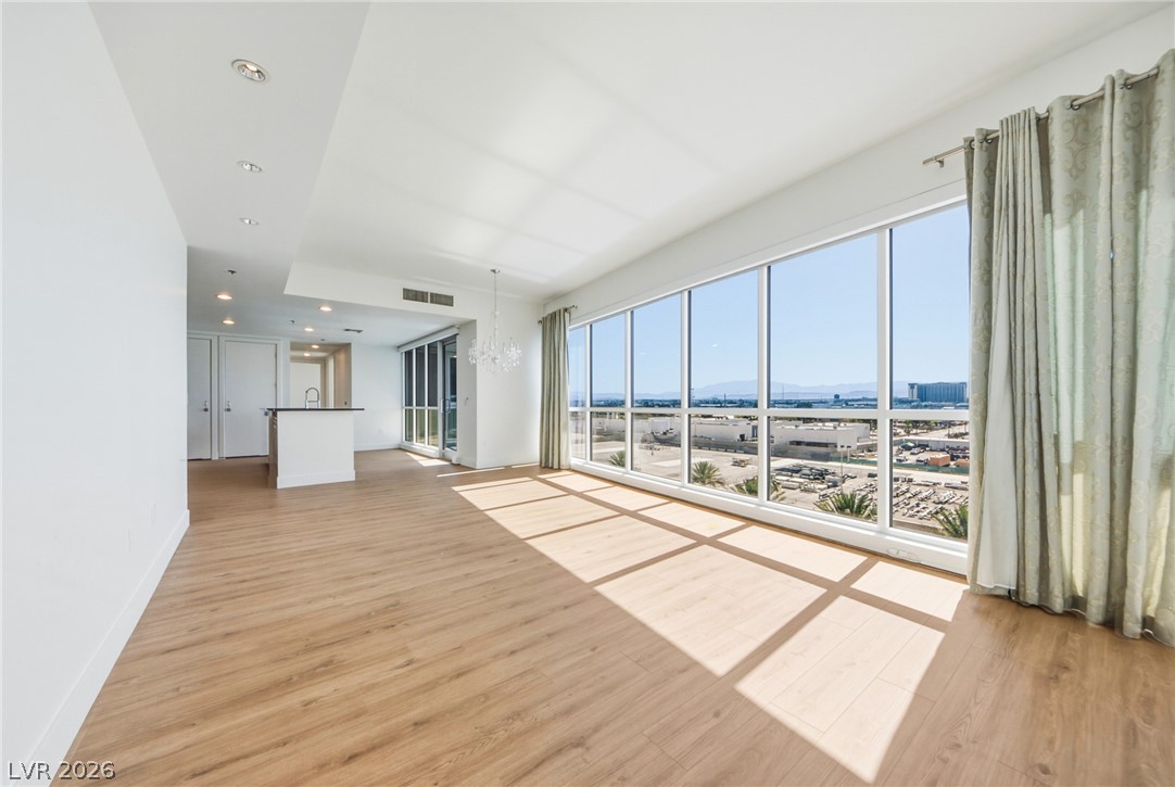 4575 Dean Martin Drive 708