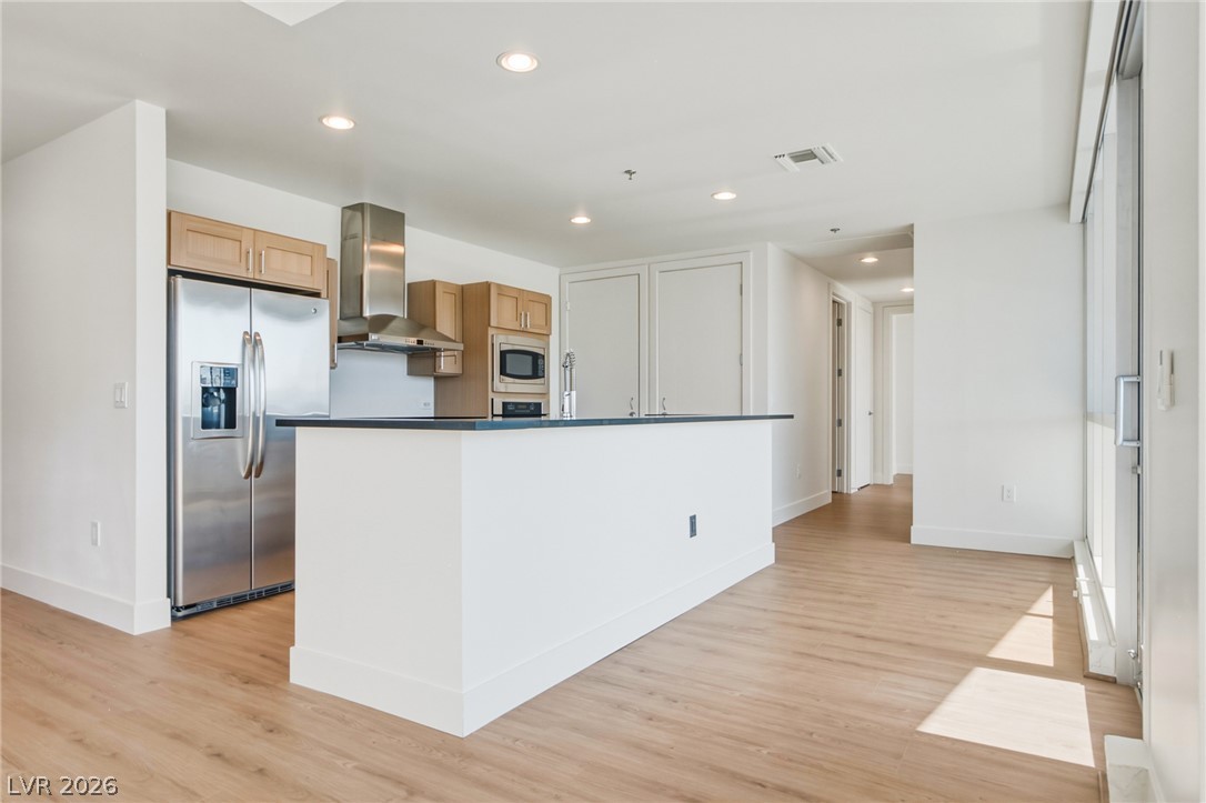 4575 Dean Martin Drive 708