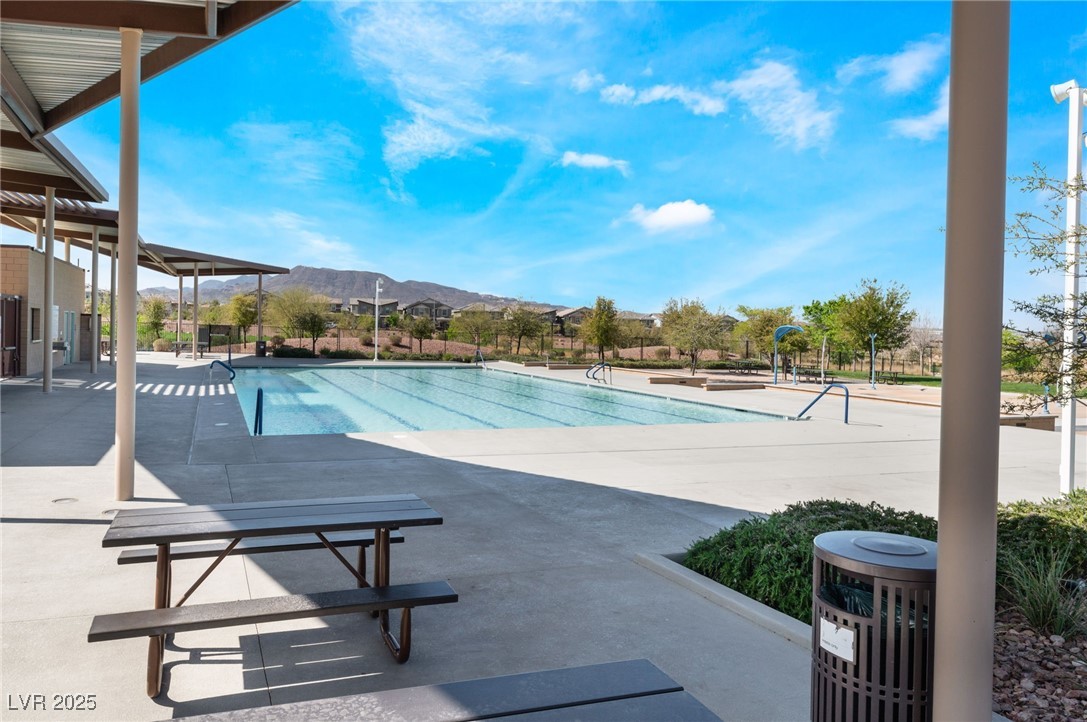 1145 Meadow Sparrow Place, Henderson, Nevada image 23