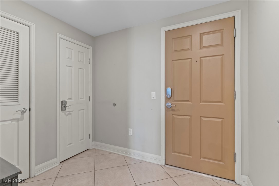 150 Las Vegas Boulevard 1112