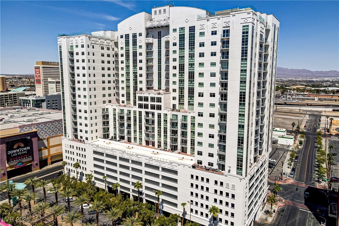 150 Las Vegas Boulevard 1112